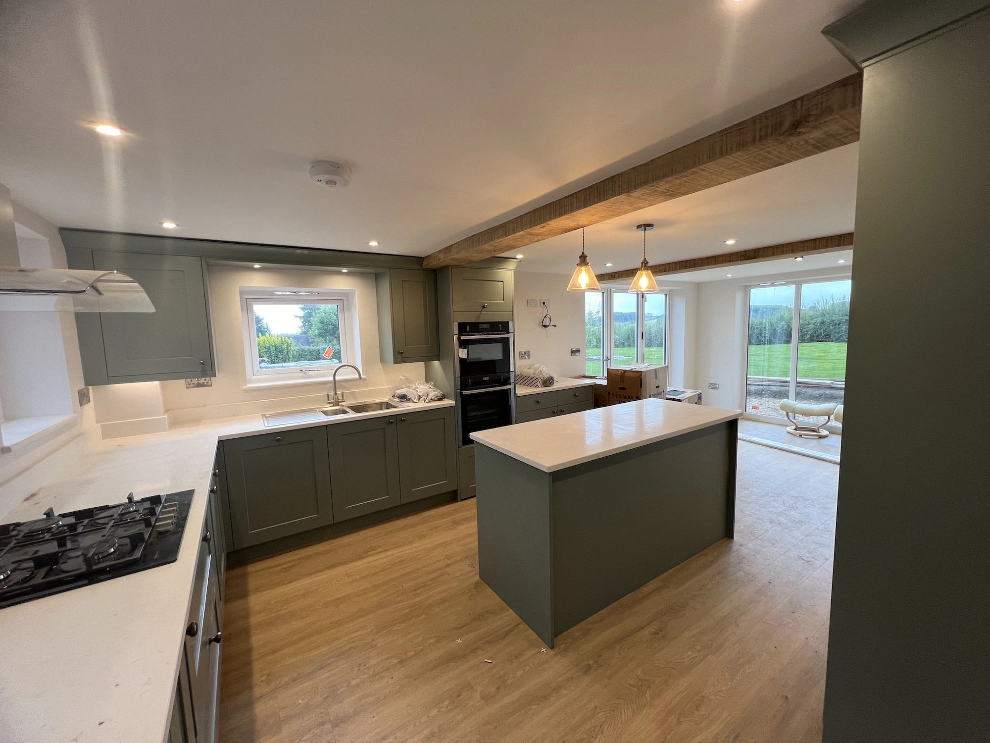 Fitted kitchen